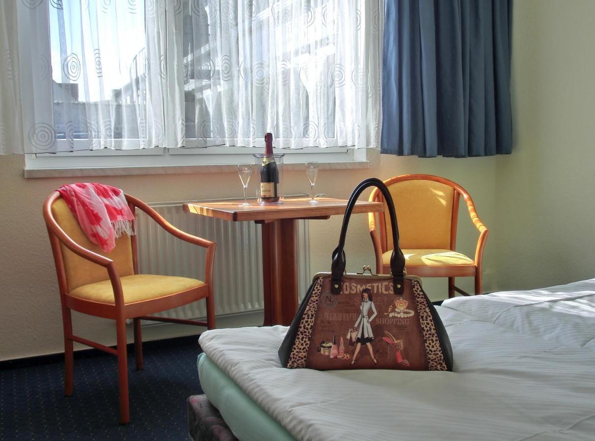 זאסניץ Hotel Zum Hafen חדר תמונה