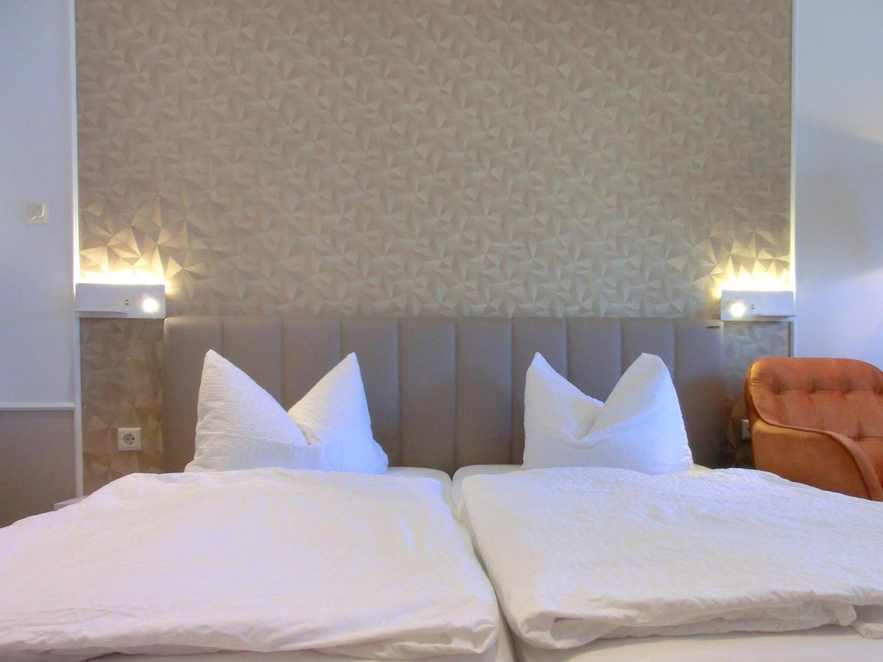 זאסניץ Hotel Zum Hafen מראה חיצוני תמונה